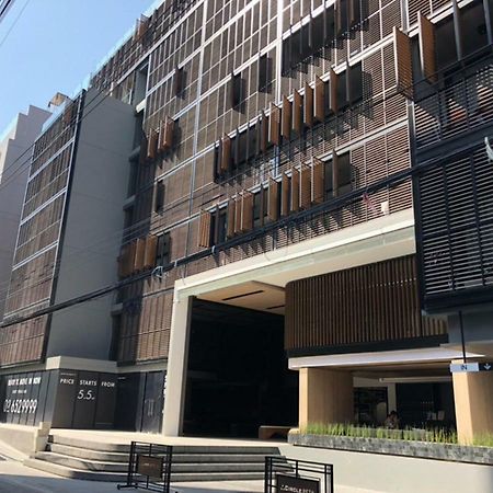 Sukhumvit Asok Modern Suite Banguecoque Exterior foto