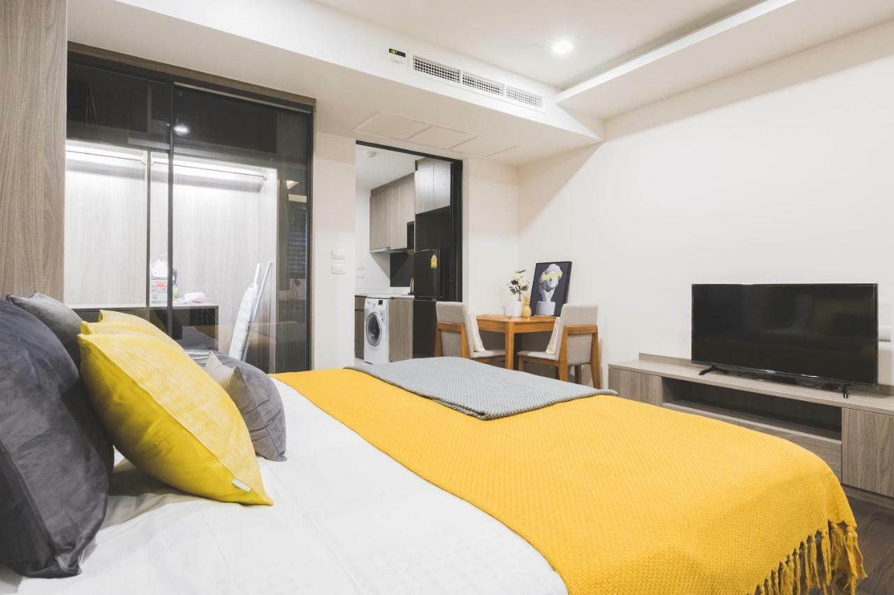 Sukhumvit Asok Modern Suite Banguecoque Exterior foto