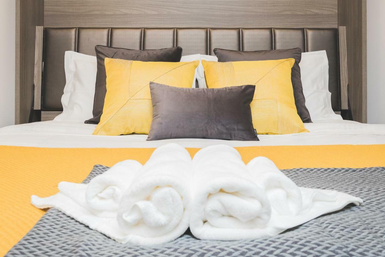 Sukhumvit Asok Modern Suite Banguecoque Exterior foto