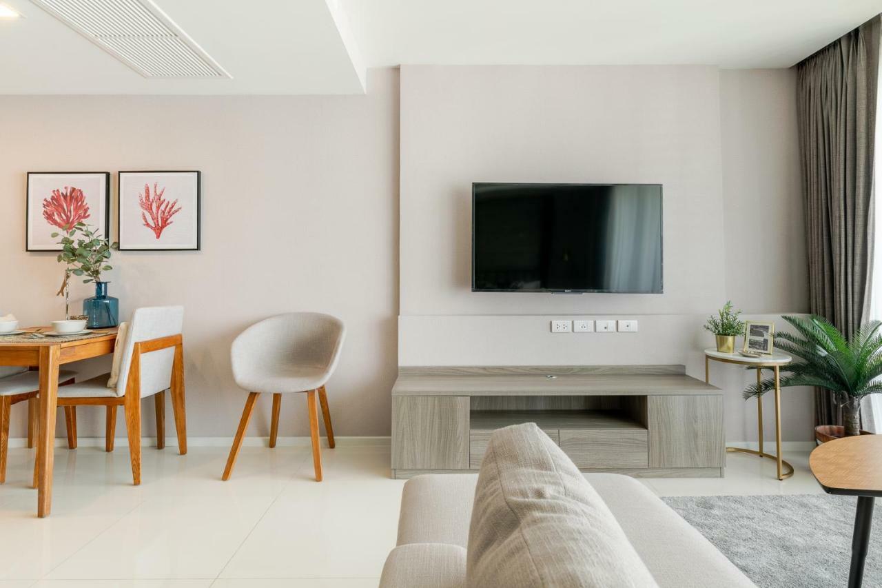 Sukhumvit Asok Modern Suite Banguecoque Exterior foto