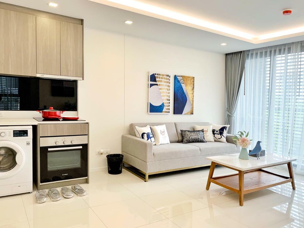 Sukhumvit Asok Modern Suite Banguecoque Exterior foto