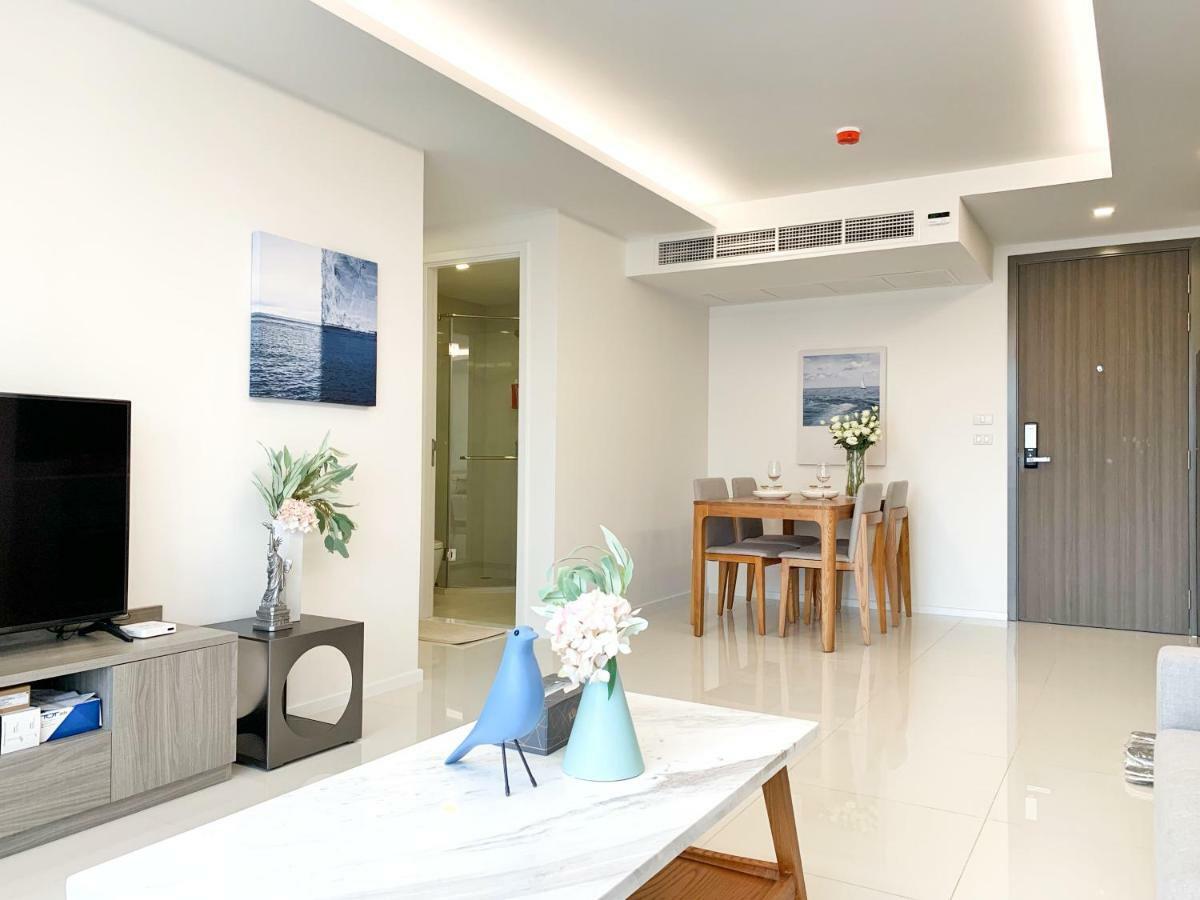 Sukhumvit Asok Modern Suite Banguecoque Exterior foto