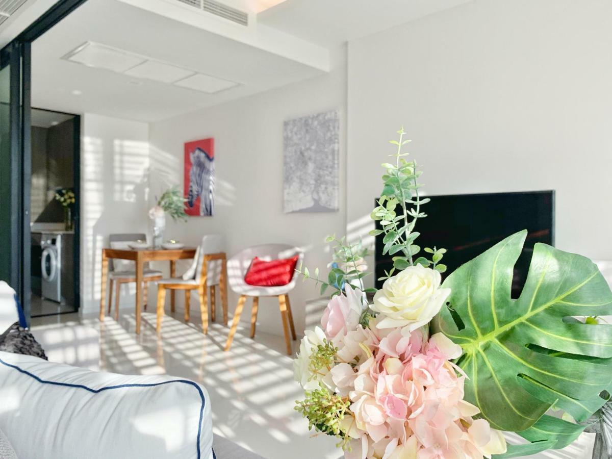 Sukhumvit Asok Modern Suite Banguecoque Exterior foto