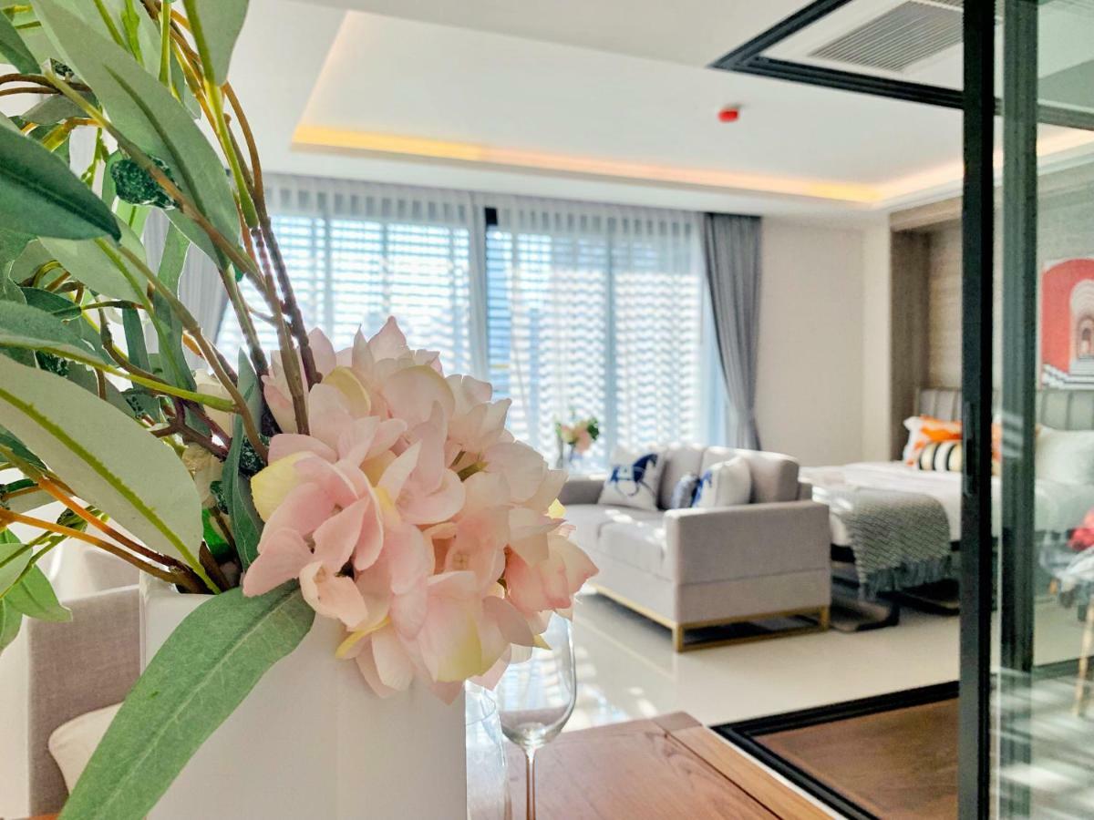 Sukhumvit Asok Modern Suite Banguecoque Exterior foto