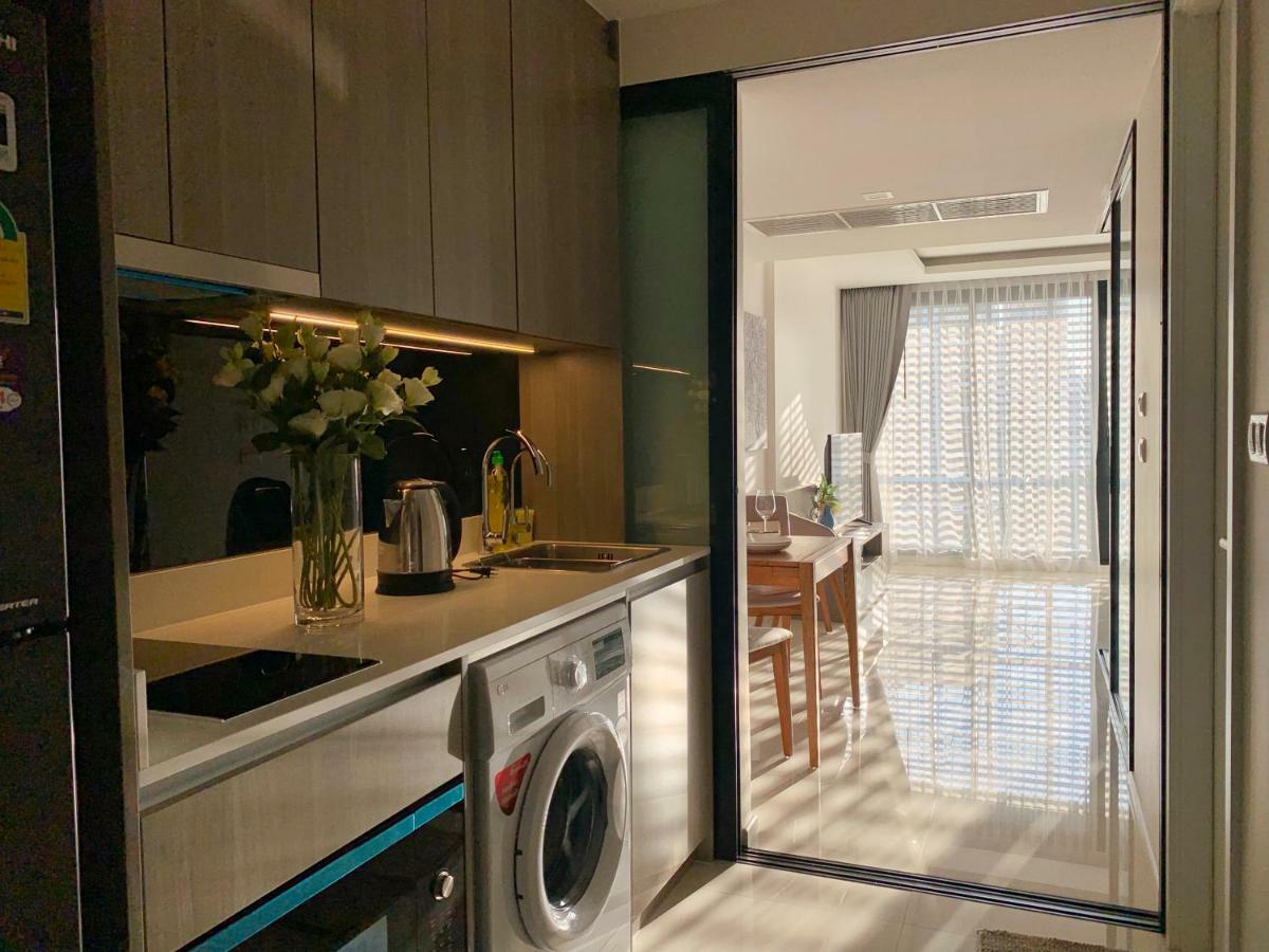 Sukhumvit Asok Modern Suite Banguecoque Exterior foto