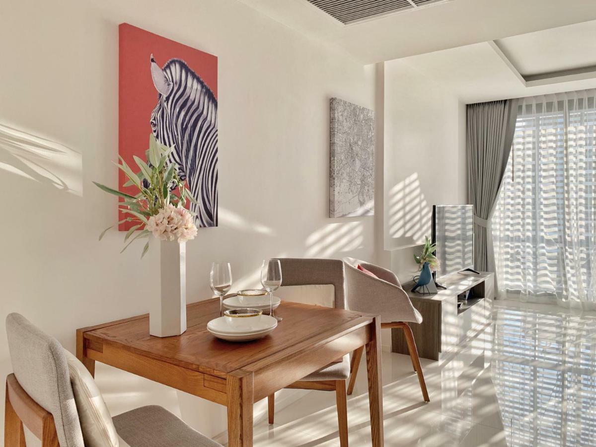Sukhumvit Asok Modern Suite Banguecoque Exterior foto